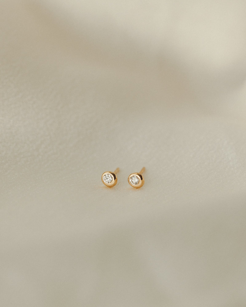 Gaia Diamond Solitaire Studs