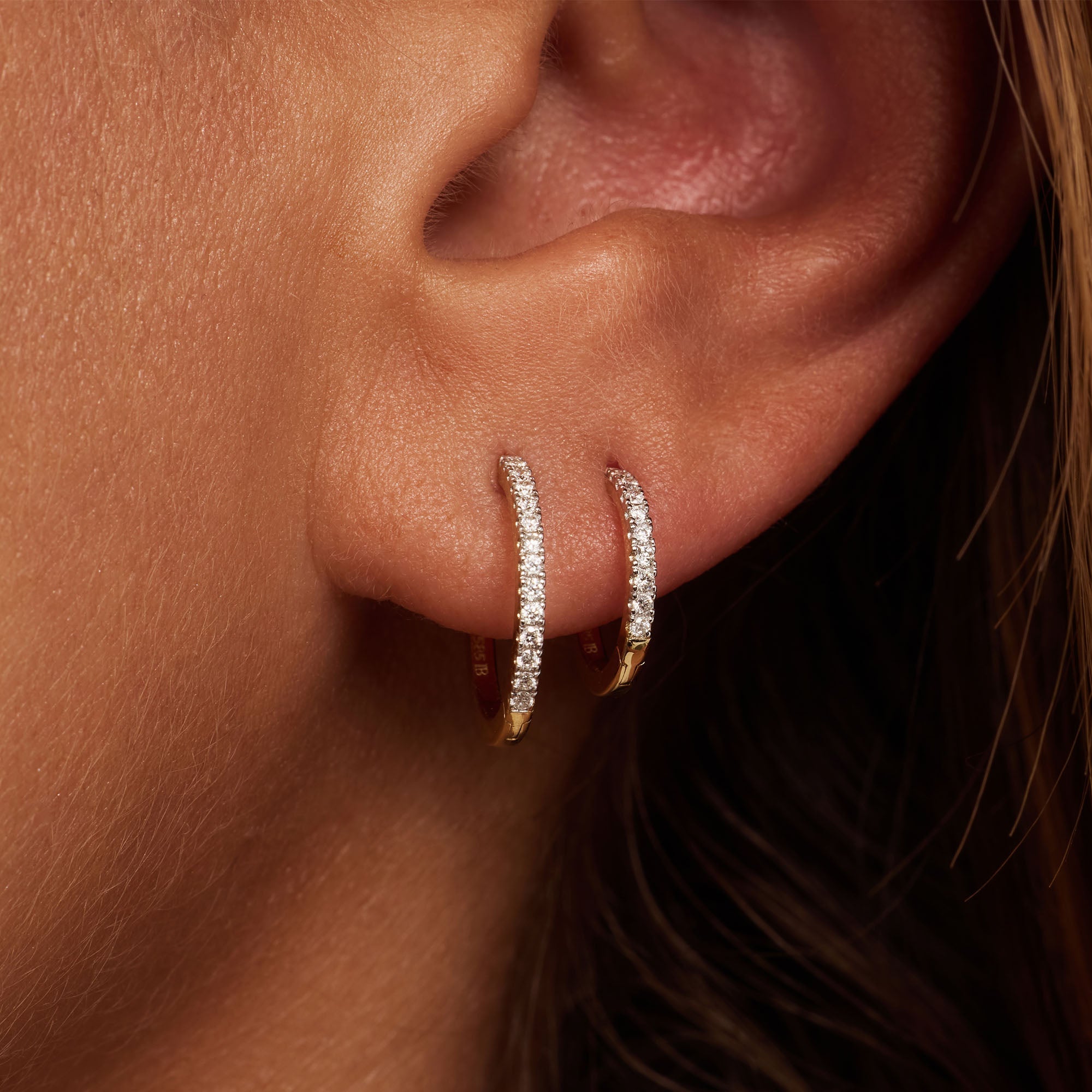 De la Paix Madeline 14 karat gold hoop earrings with diamond 0.17 ct