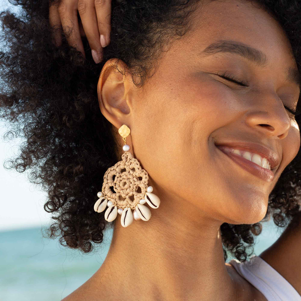 Daydreamer Crochet Shell Earrings