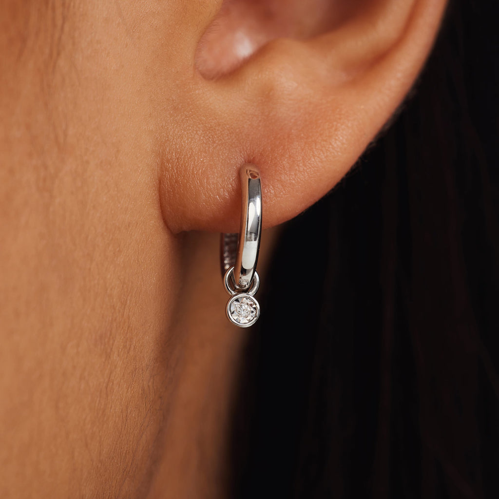 De la Paix Inaya 14 karat white gold earrings with diamond 0.02 ct