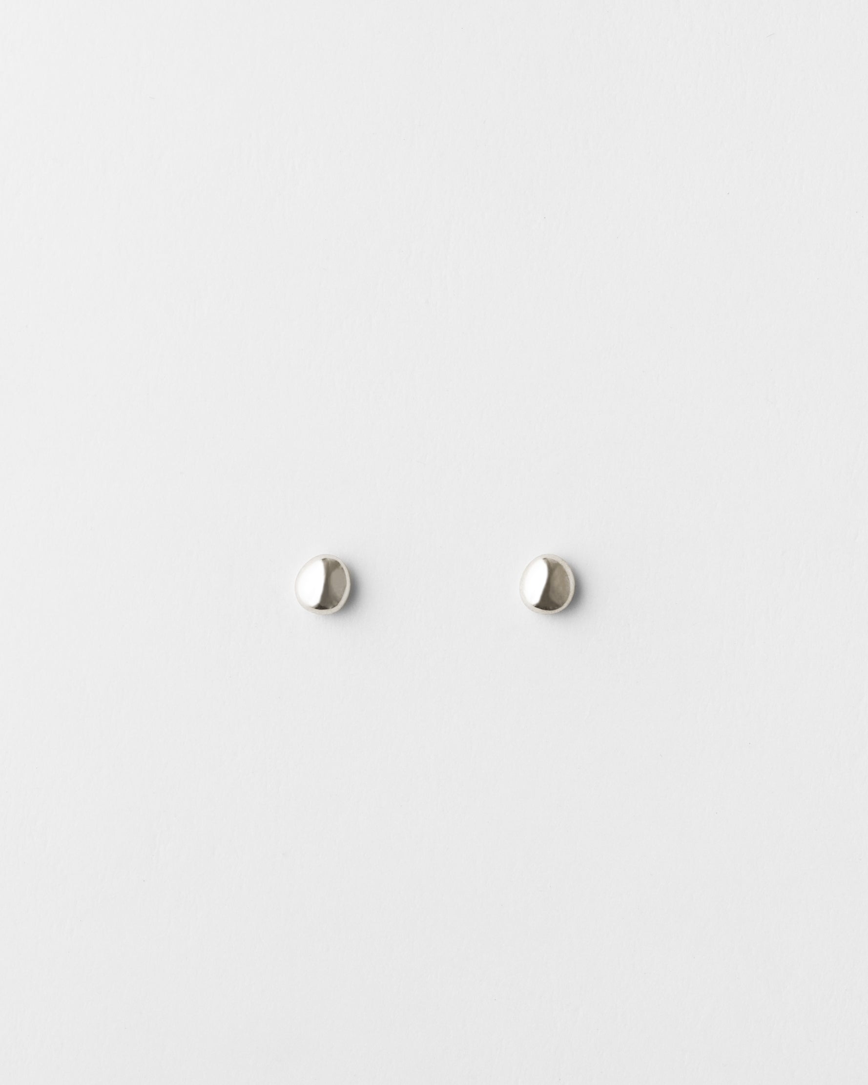 Tiny Pebble Studs