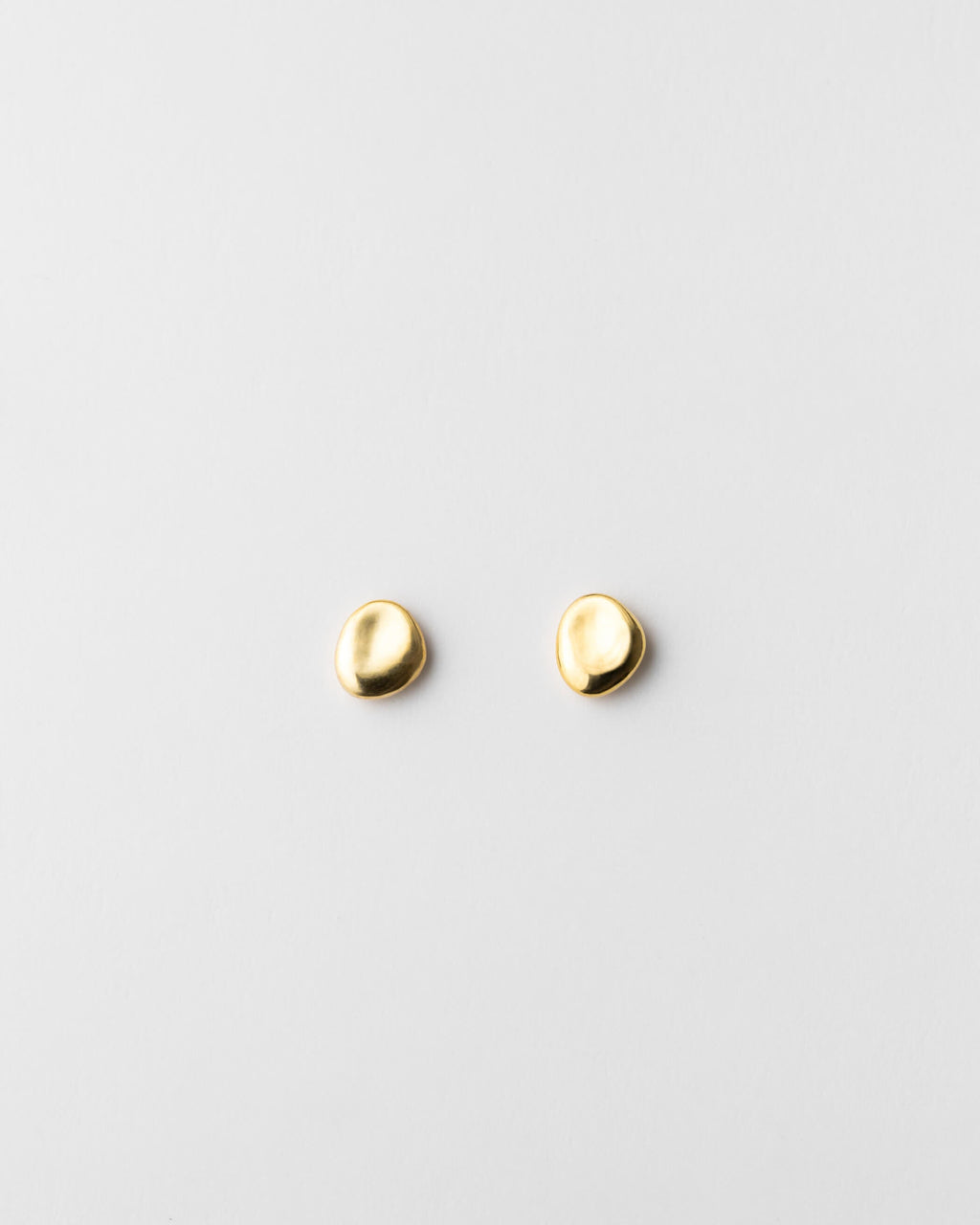 Pebble Studs