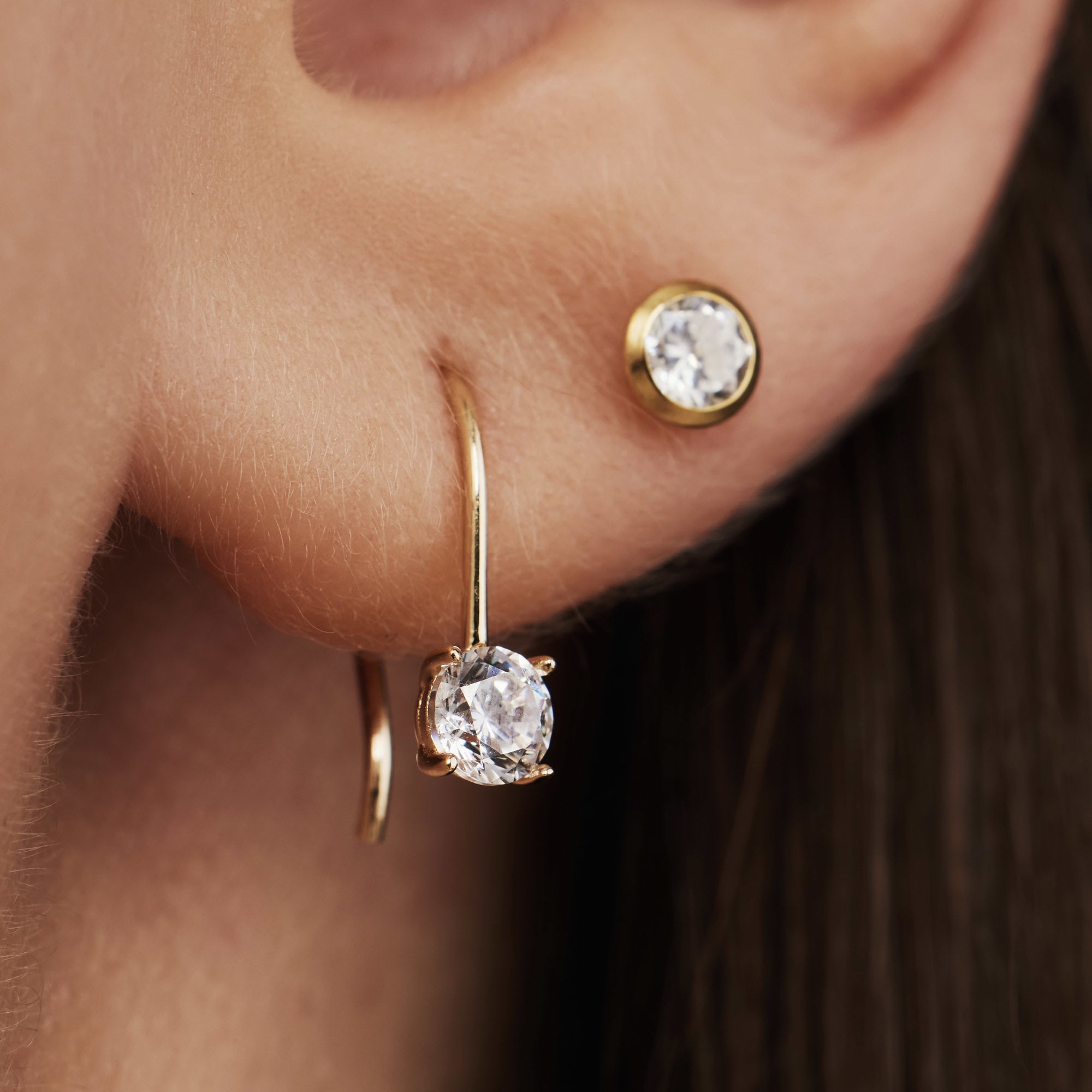 Rivoli Elise 14 karat gold drop earrings with zirconia stone