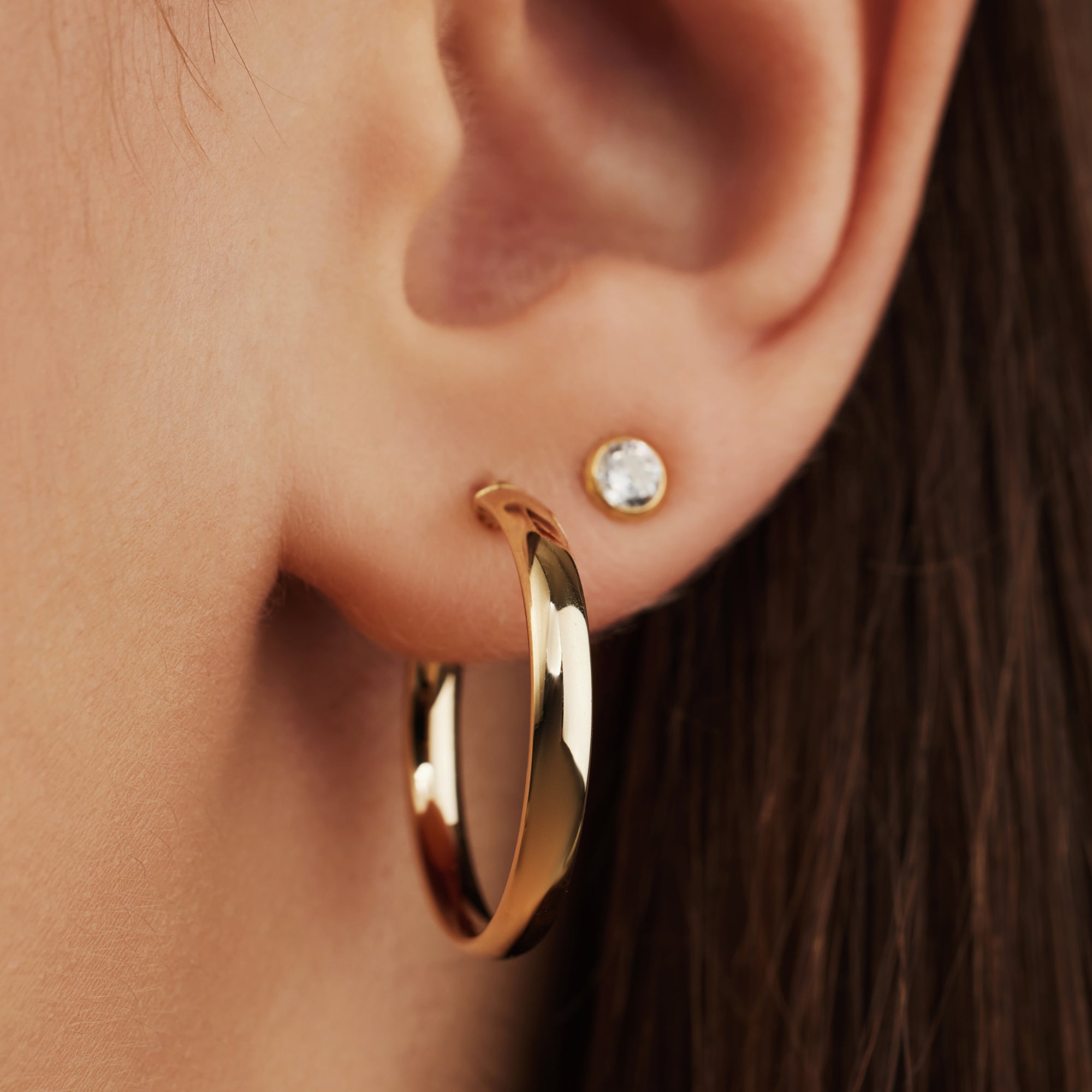 Rivoli Estrella 14 karat gold hoop earrings (22 mm)