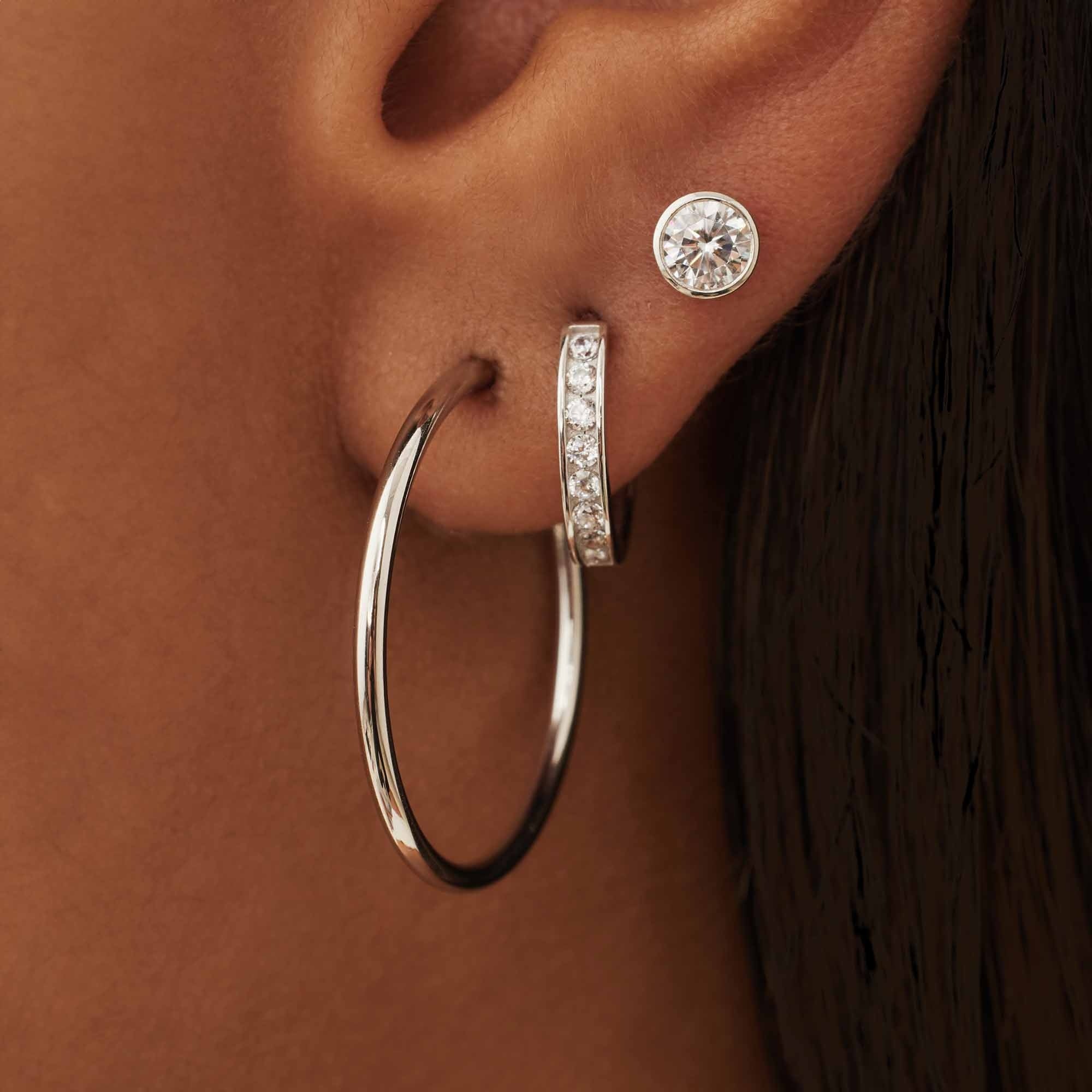 Saint Germain Cerise 14 karat white gold hoop earrings (22 mm)
