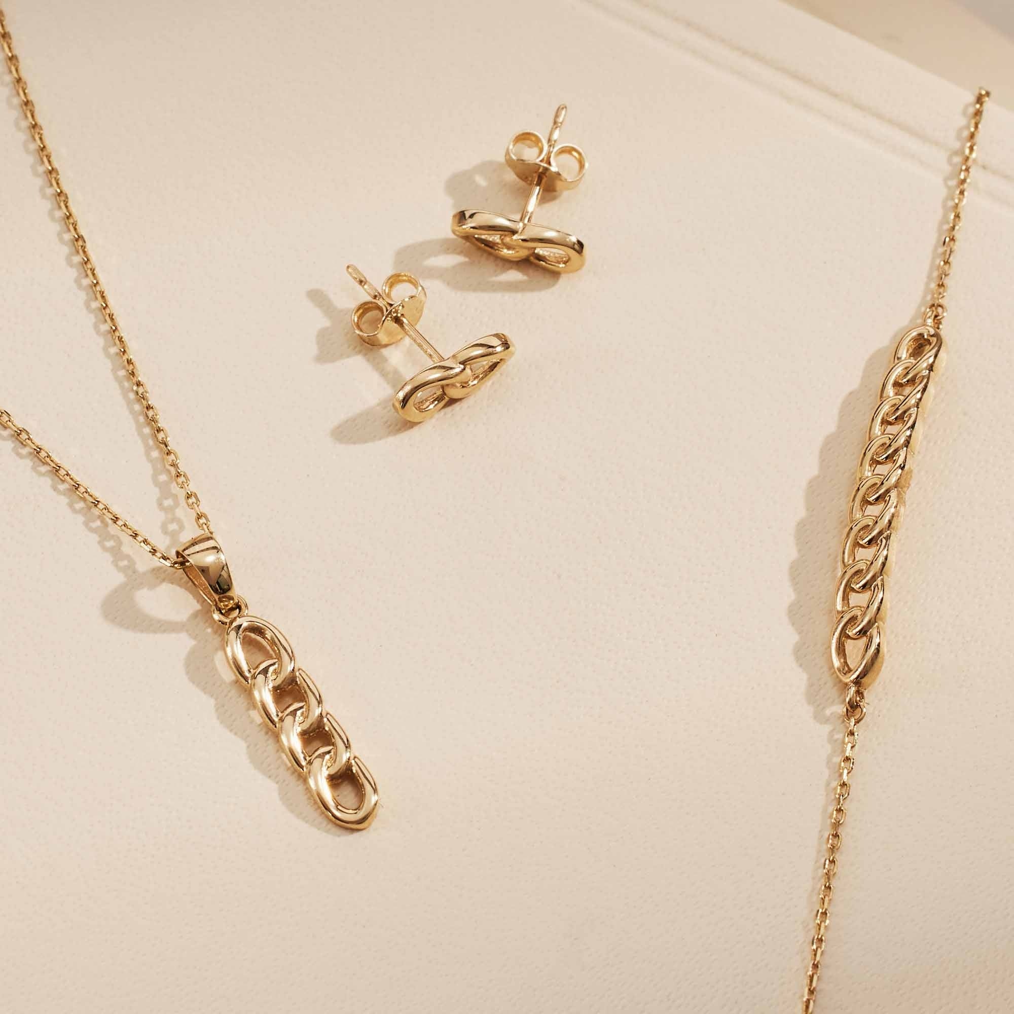 Le Marais Règine 14 karat gold ear studs with chains