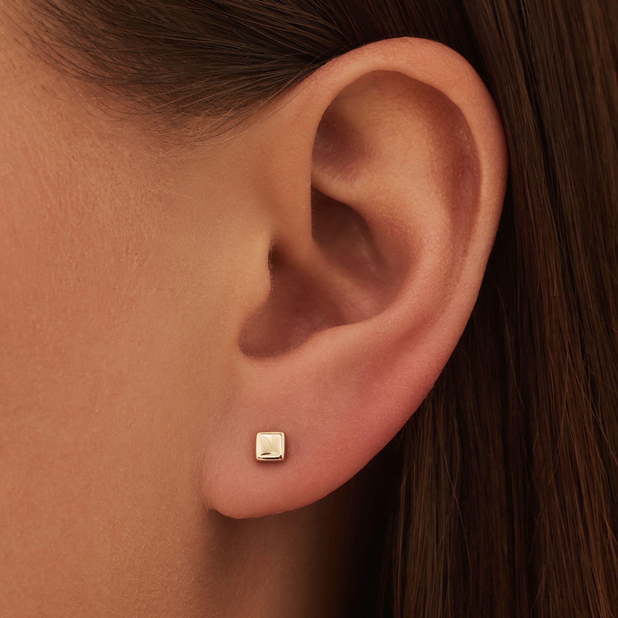 Monceau Gabrielle 14 karat gold square ear studs