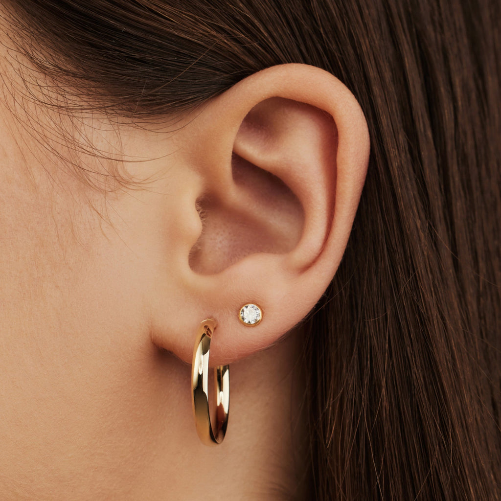 Cadeau d'Isabel 14 karat gold earring set with zirconia stones