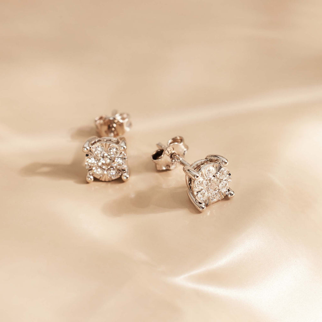 De la Paix Hanaé 14 karat white gold ear studs with diamond 0.16 carat