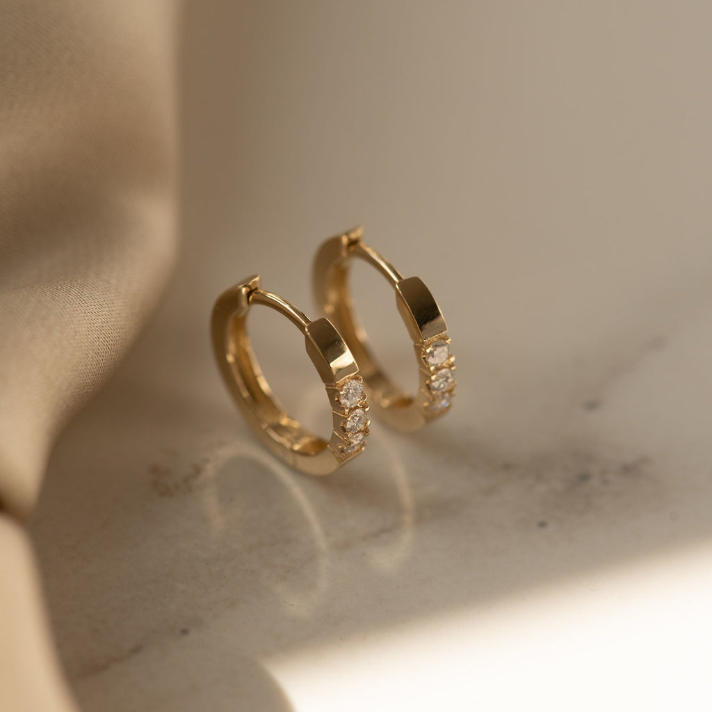 De la Paix Madeline 14 karat gold hoop earrings with diamond 0.15 ct