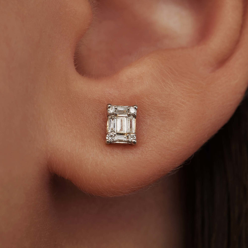 De la Paix Maxime 14 karat gold stud ear studs with diamond 0.26 carat