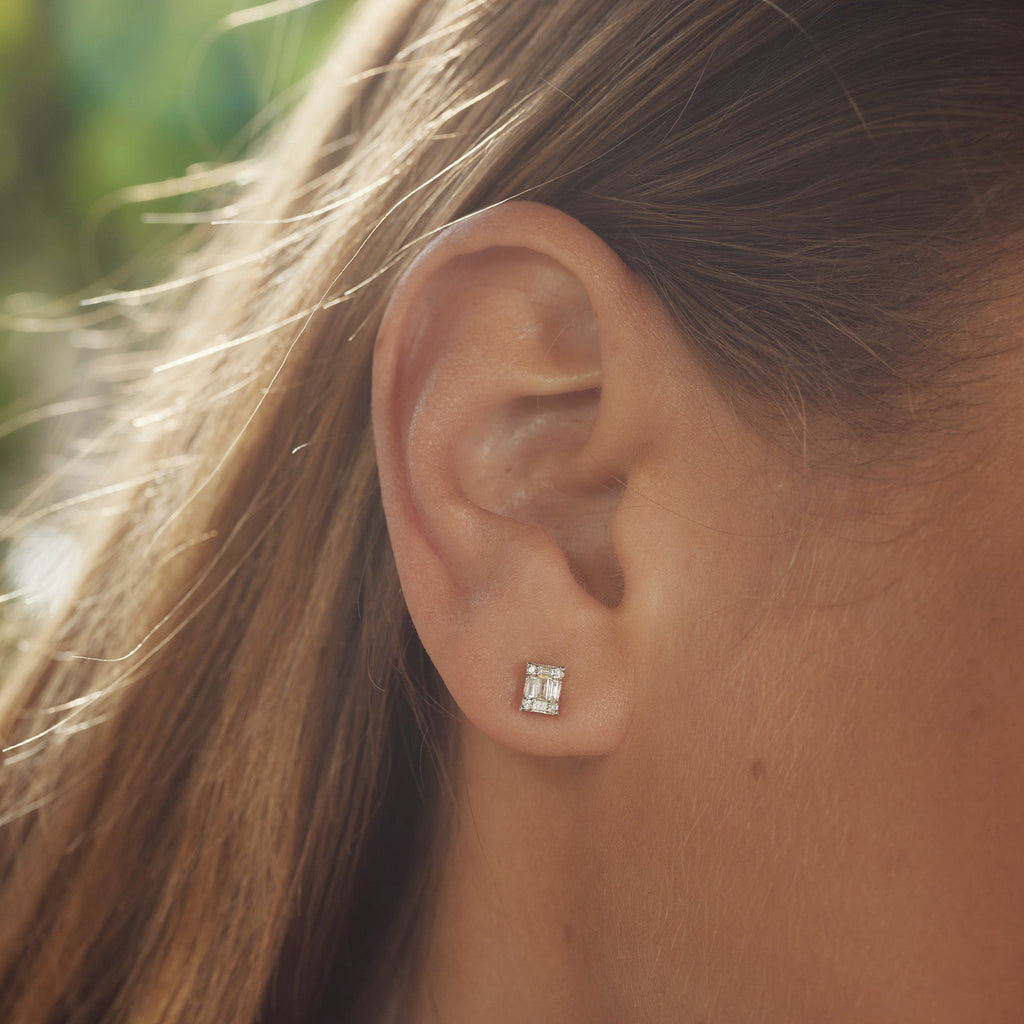 De la Paix Maxime 14 karat gold stud ear studs with diamond 0.26 carat