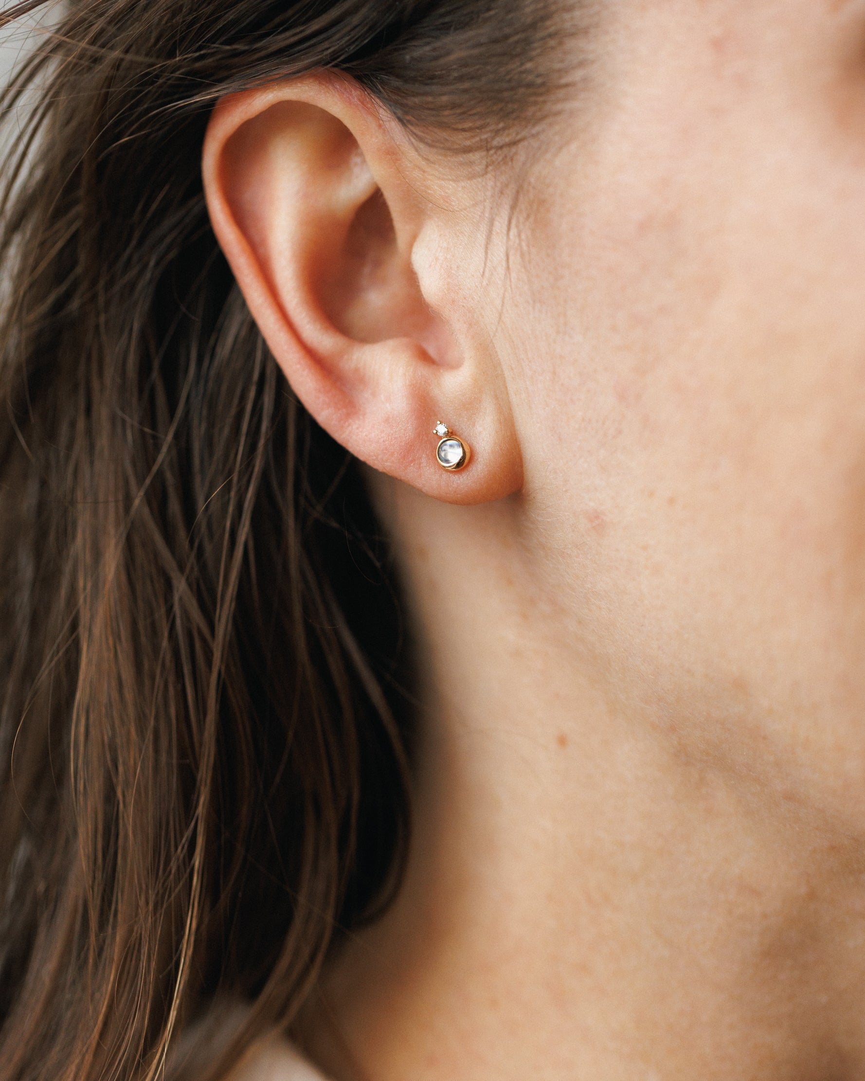 Solid Gold Moonstruck Studs