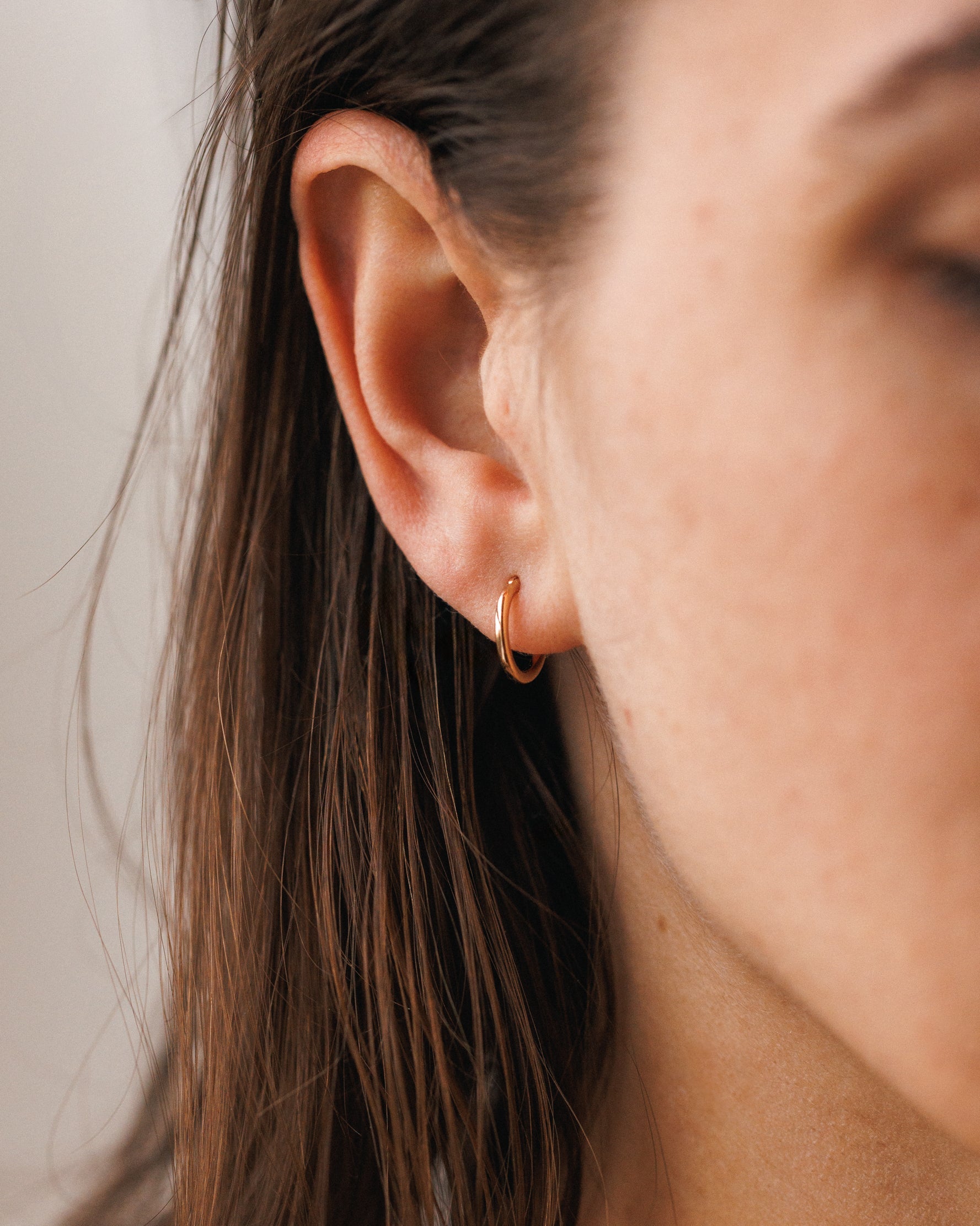 Solid Gold 24/7 Huggie Hoops