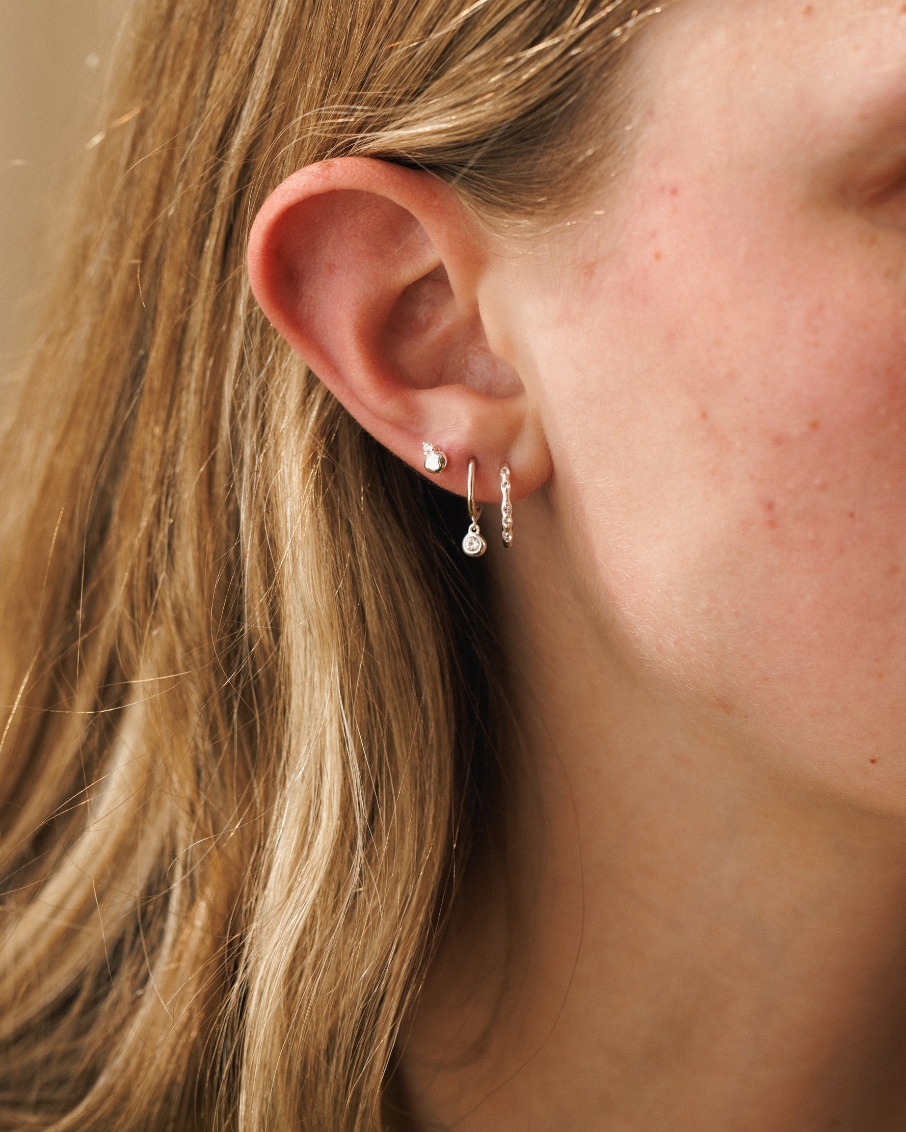 Gaia Hoops