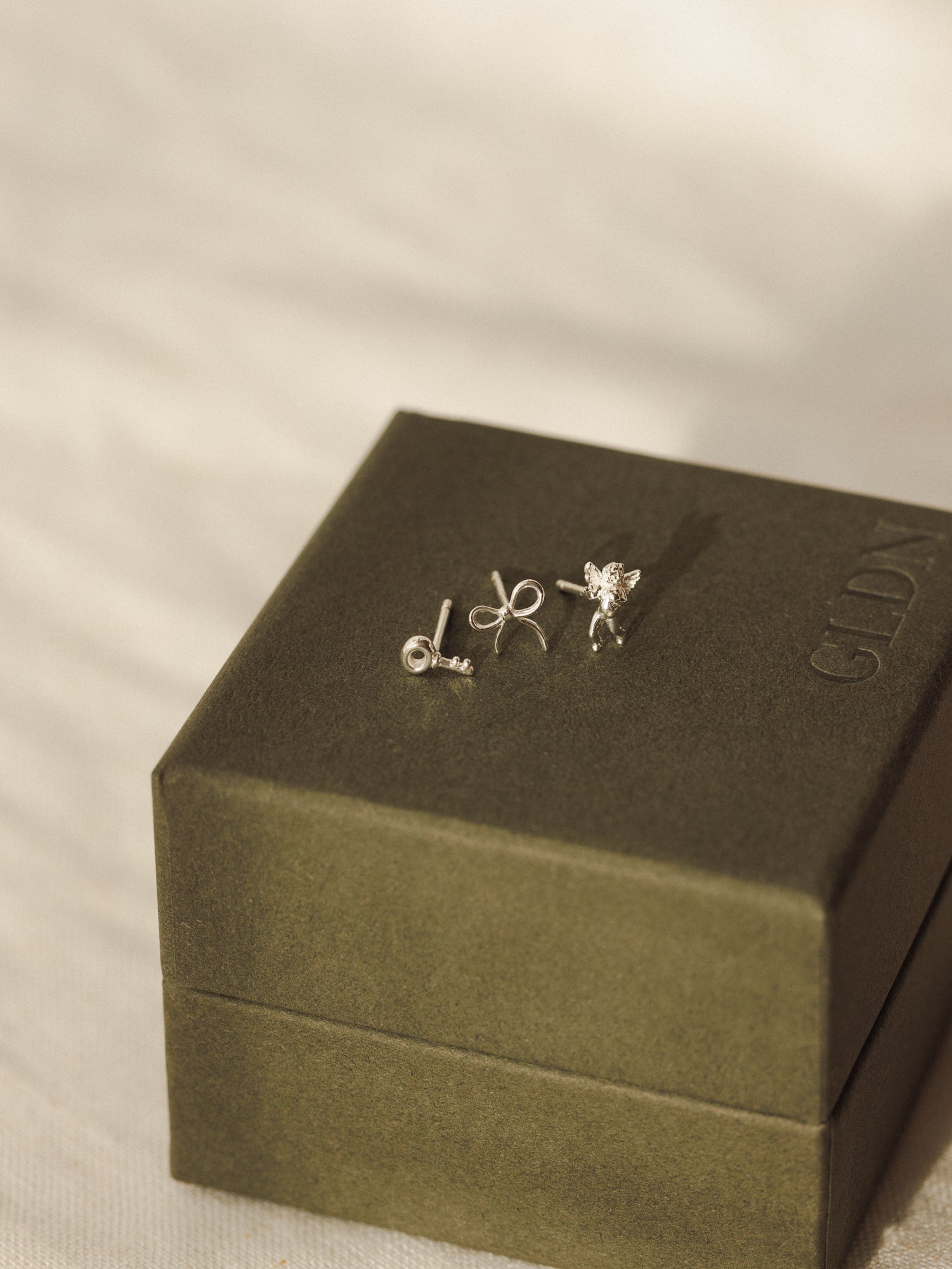 Skeleton Key Studs